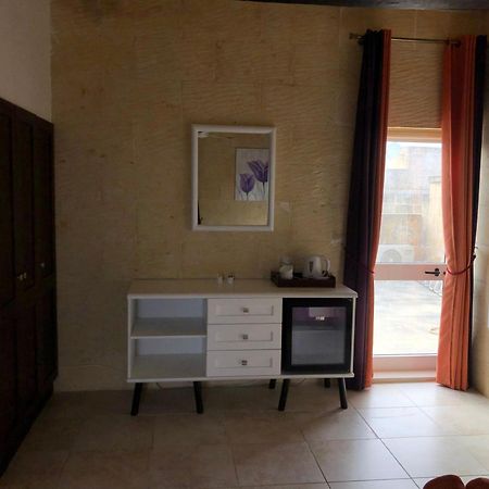 Petra Farmhouse B&B Nadur Exterior foto